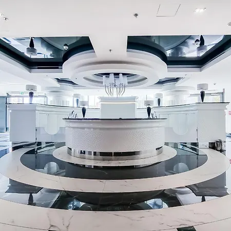 Διαμέρισμα Ans Hanza Tower No 524 - Swimming Pool, Sauna, Jacuzzi, Viewing Terrace Στσέτσιν