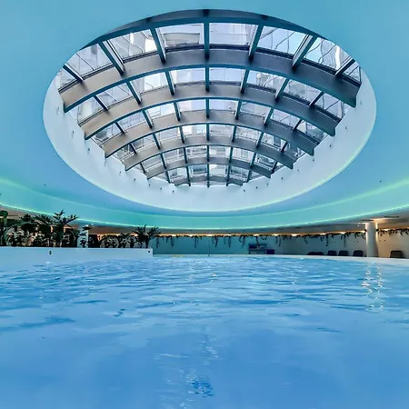 Hanza Tower No. 524 - Swimming Pool, Jacuzzi, Balcony * Szczecin