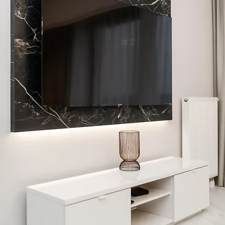 Ans Hanza Tower No 524 - Swimming Pool, Sauna, Jacuzzi, Viewing Terrace *