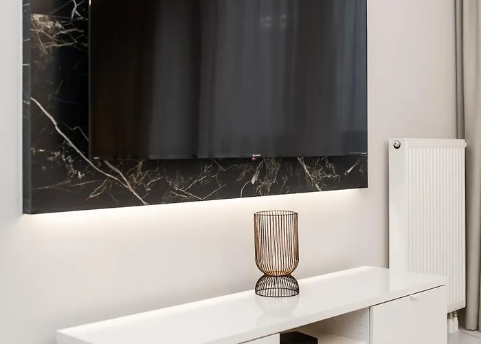 Ans Hanza Tower No 524 - Swimming Pool, Sauna, Jacuzzi, Viewing Terrace *