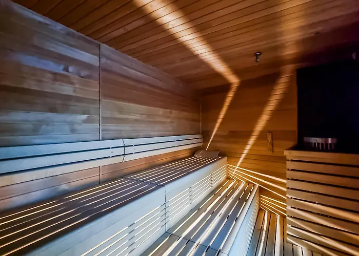 Apartament Ans Hanza Tower No 524 - Swimming Pool, Sauna, Jacuzzi, Viewing Terrace *